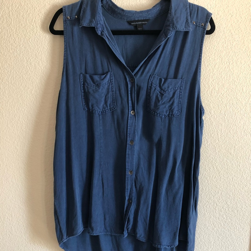 Blue Rock & Republic button up tank